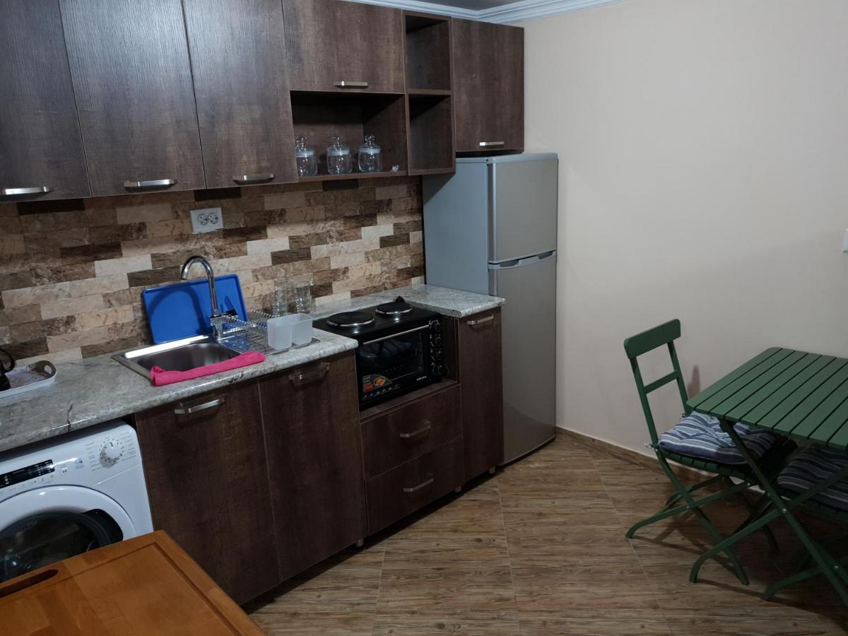 Milky Way Apartment Koutaïssi Extérieur photo